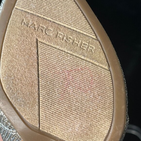 Marc Fisher Nagida Silver Sparkly Heels Women 6M Pointed Toe Stiletto Dress Shoe - Picture 4 of 16